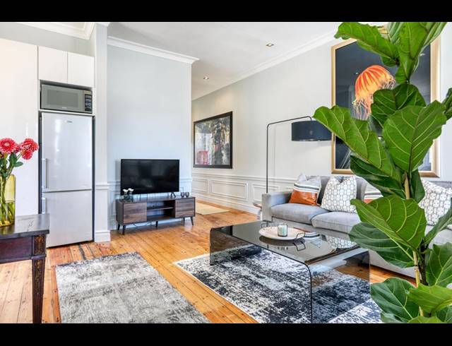 2 BEDROOM APARTMENT RENTED IN SEA POINT